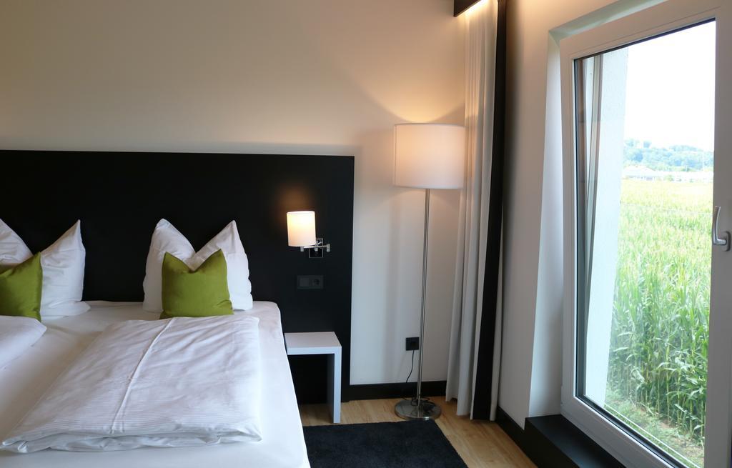 Mn Hotel By Wmm Hotels Mindelheim Exterior photo