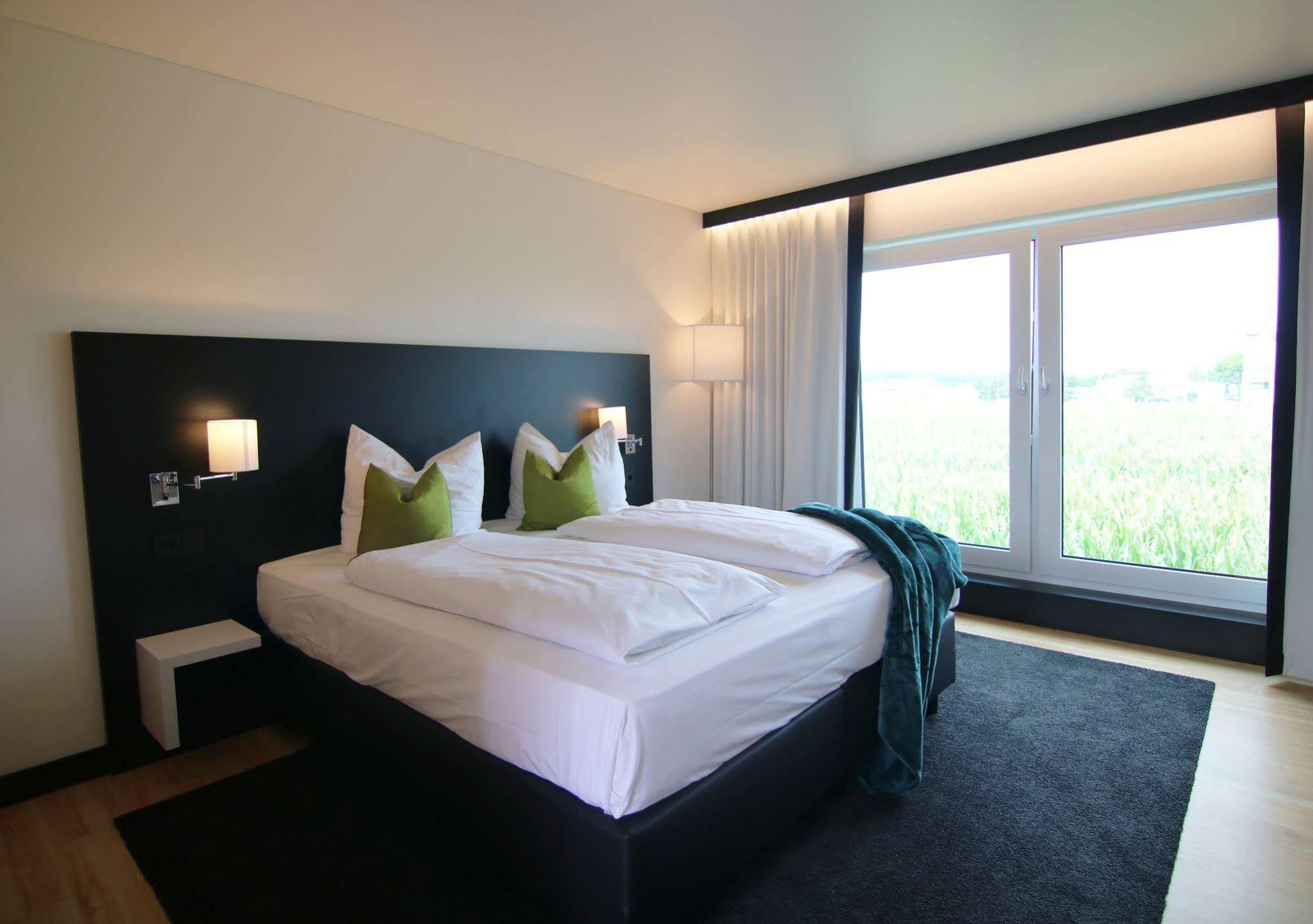 Mn Hotel By Wmm Hotels Mindelheim Exterior photo